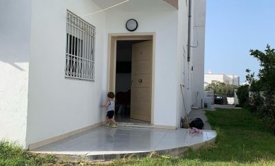 Maison spacieuse S+3 richement meublée dans une résidence à El Fatha