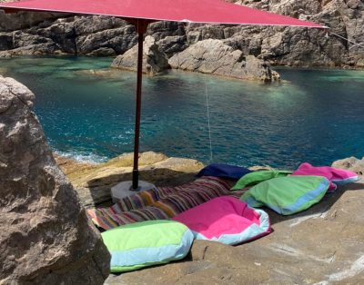 Journée Exclusive dans une Crique Aménagée à Haouaria