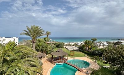 Chateau avec 8 Chambres et Piscine á Kelibia la balanche